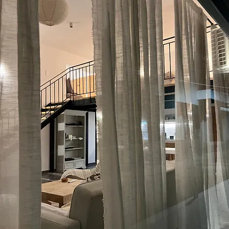 Evas Urban Loft 1 Close To Pythagoreio Lejlighed