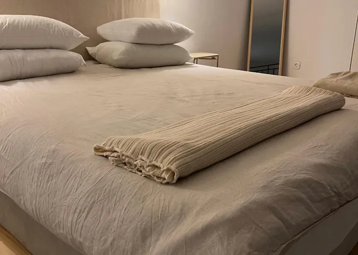 Evas Urban Loft 1 Close To Pythagoreio