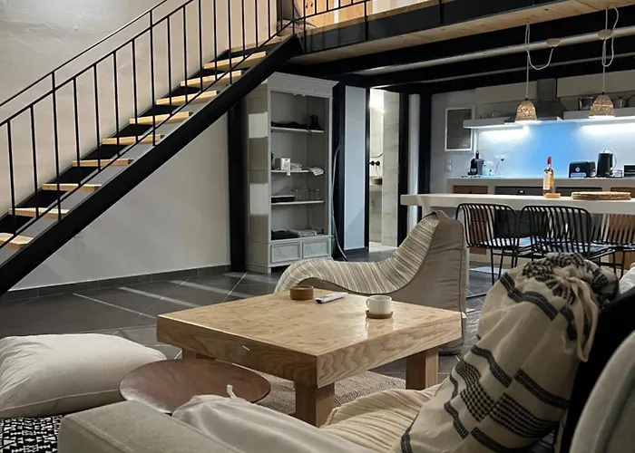 Lägenhet Evas Urban Loft 1 Close To Pythagoreio