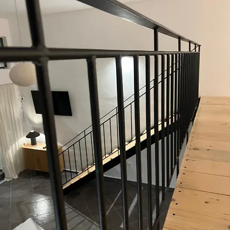 Evas Urban Loft 1 Close To Pythagoreio *