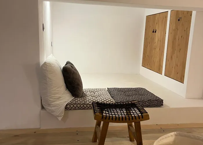 Evas Urban Loft 1 Close To Pythagoreio Apartment