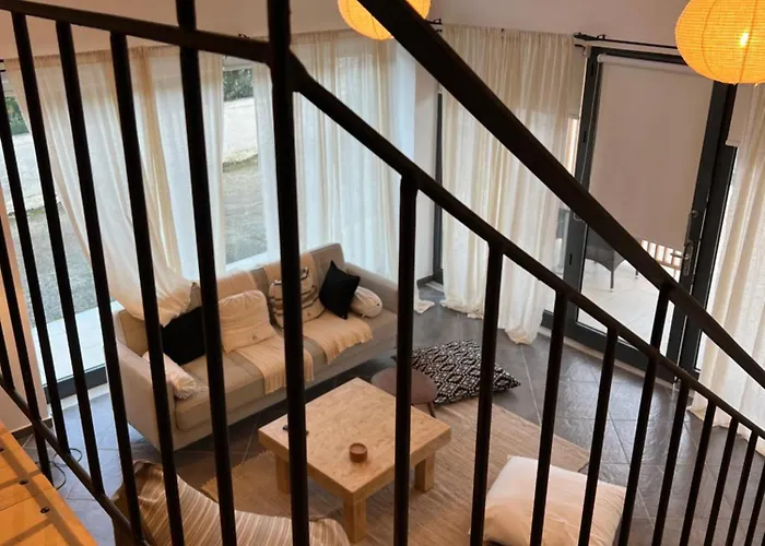 Evas Urban Loft 1 Close To Pythagoreio Apartment Potokaki