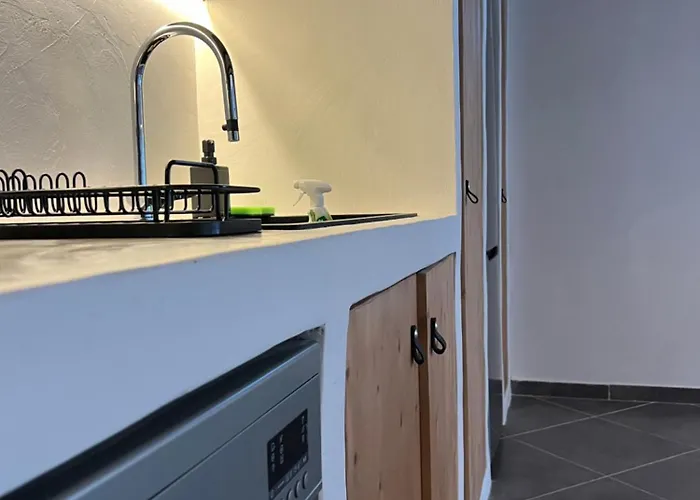 Evas Urban Loft 1 Close To Pythagoreio Apartment