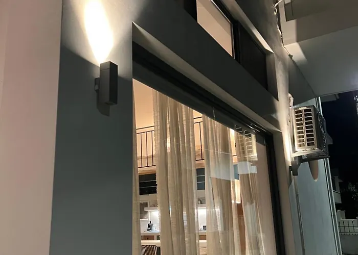 Evas Urban Loft 1 Close To Pythagoreio Apartment Potokaki