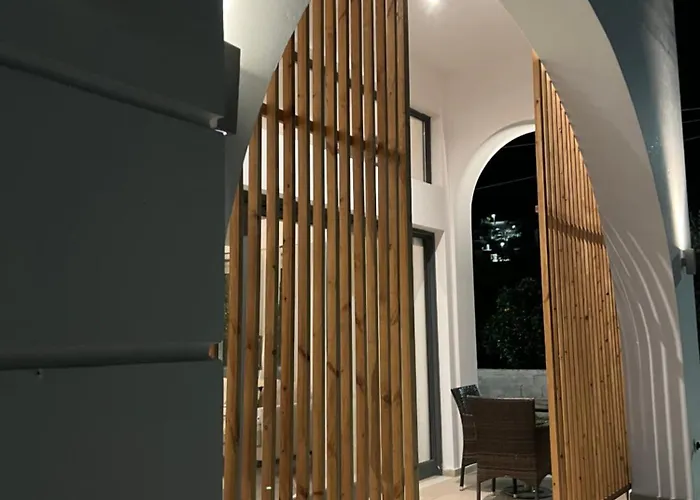 Evas Urban Loft 1 Close To Pythagoreio Apartment Potokaki