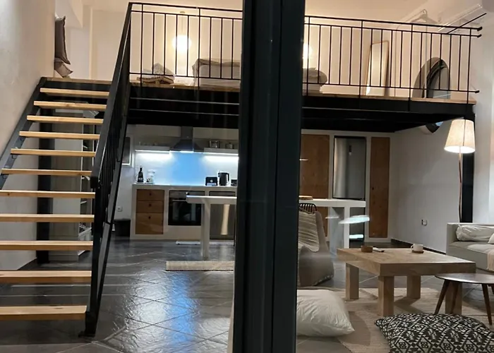 Apartment Evas Urban Loft 1 Close To Pythagoreio