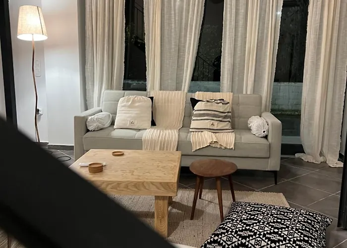 Evas Urban Loft 1 Close To Pythagoreio Apartment Potokaki